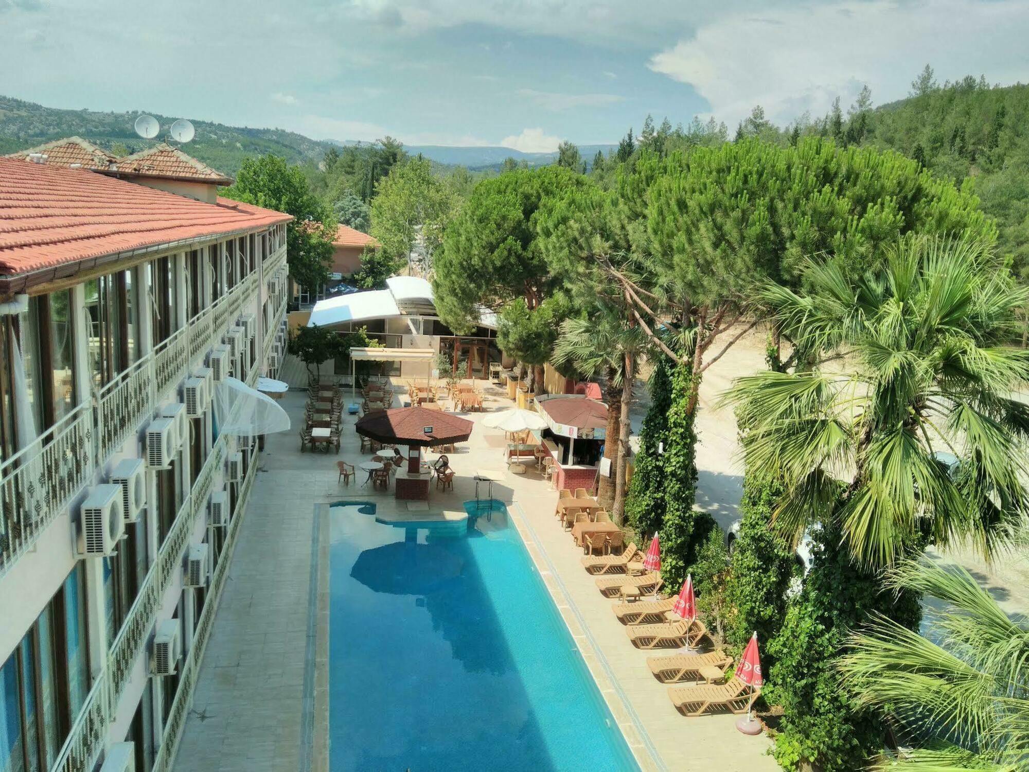 Oskar Thermal Hotel Pamukkale Exterior foto
